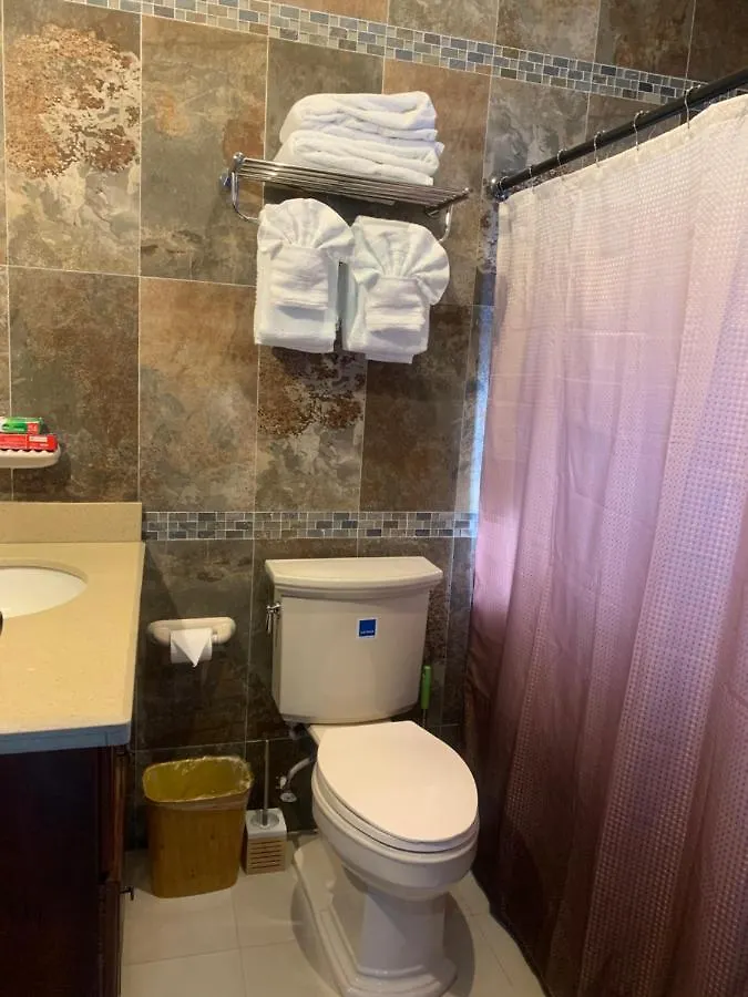 White House By White River Ocho Rios Apartment