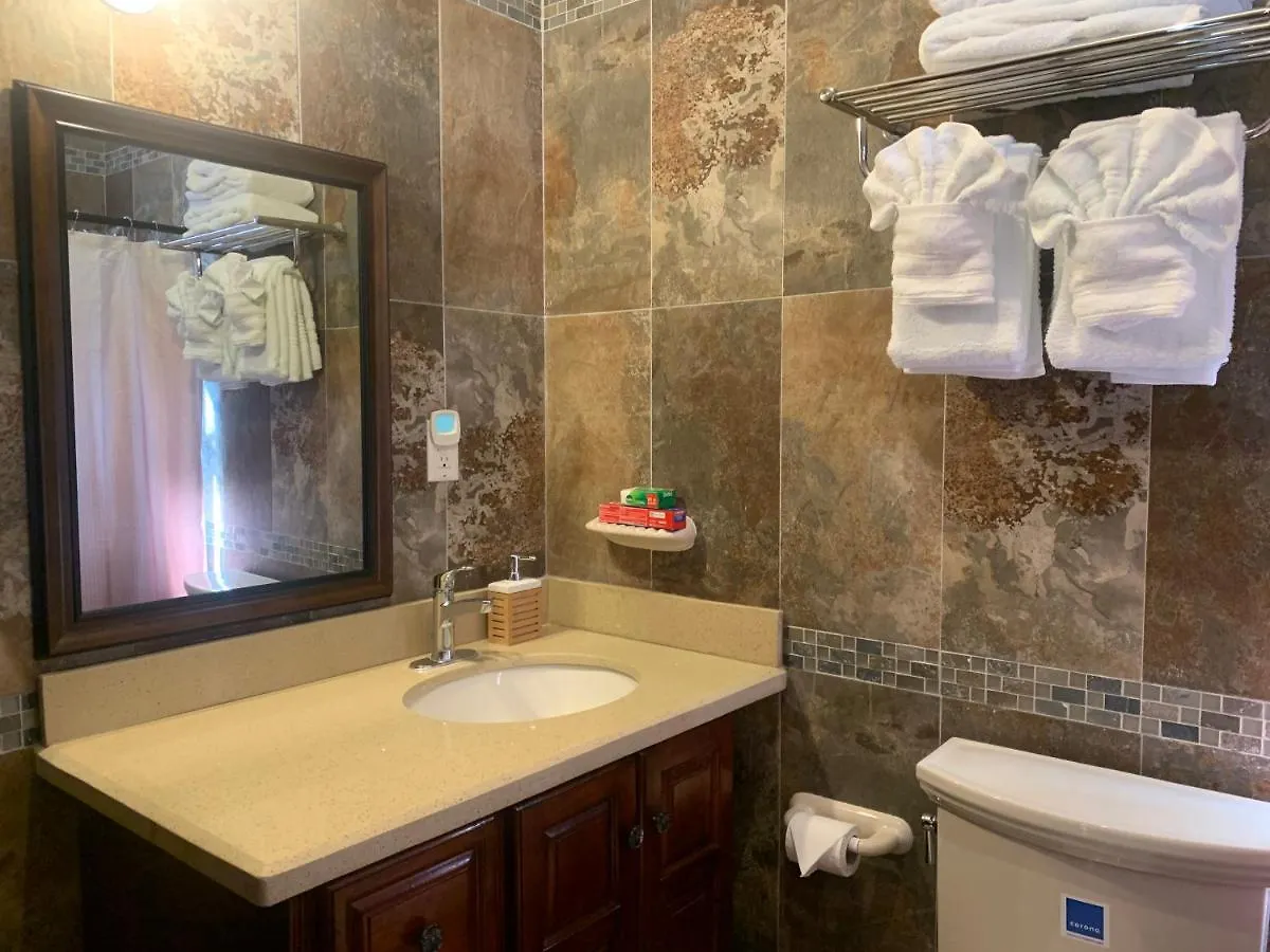 Apartment White House By White River Ocho Rios