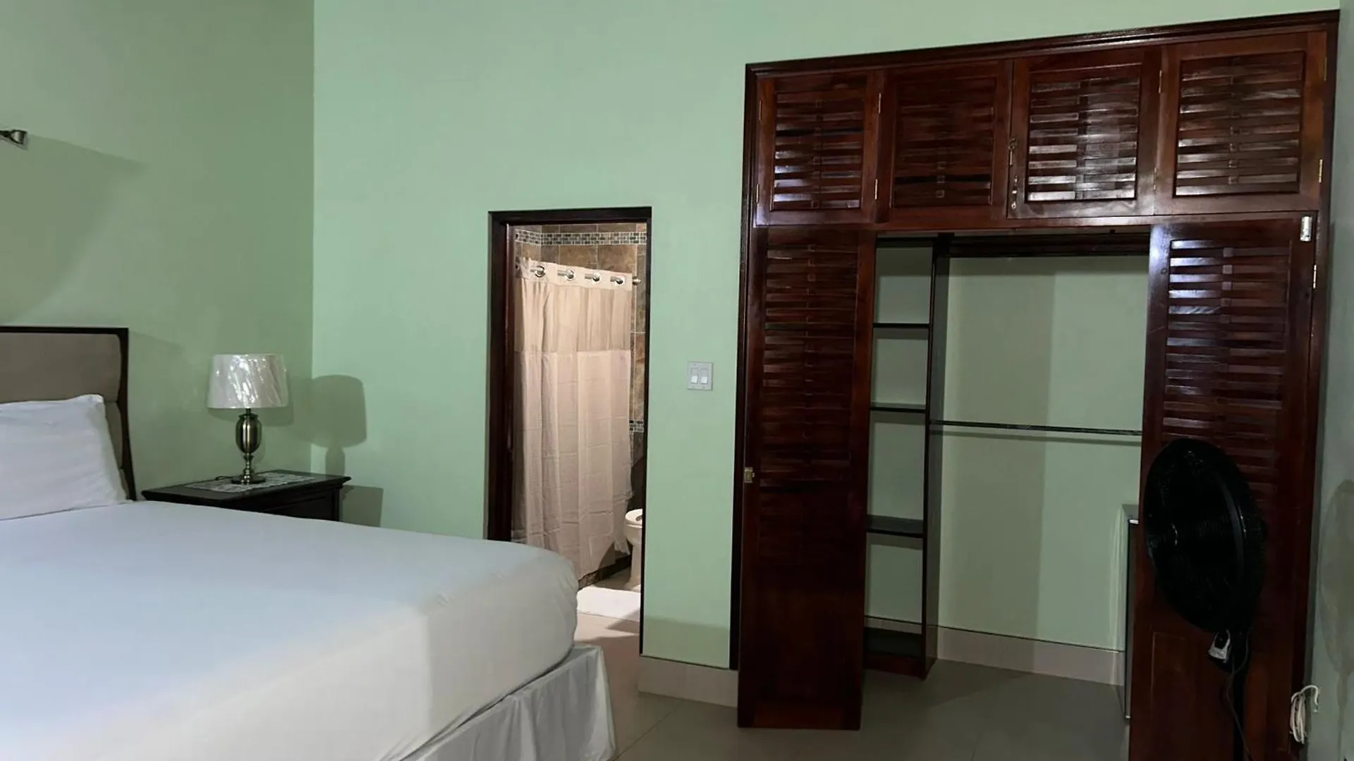Apartment White House By White River Ocho Rios