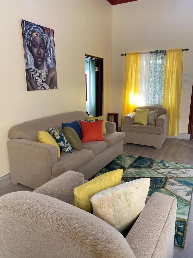 White House By White River Ocho Rios